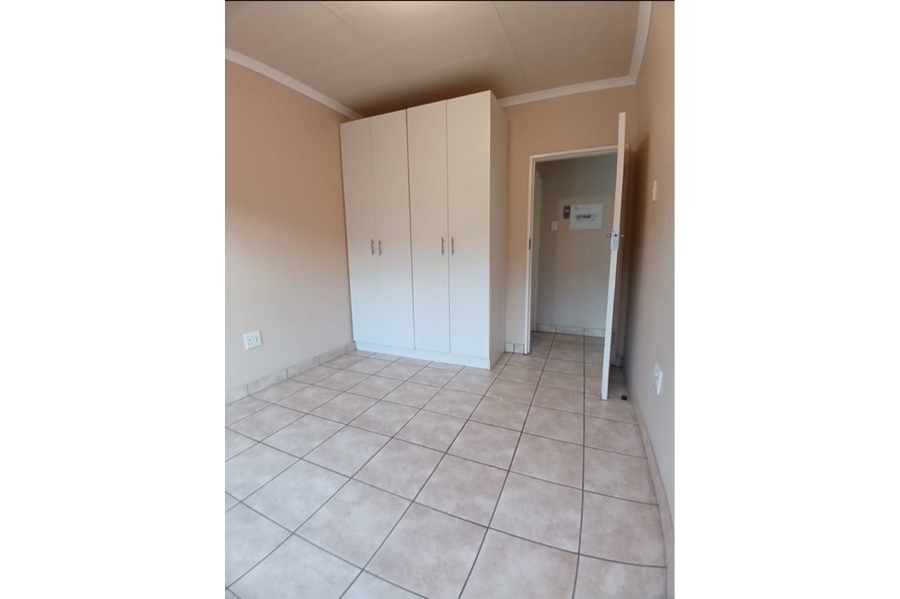 1 Bedroom Property for Sale in Vaalpark Free State